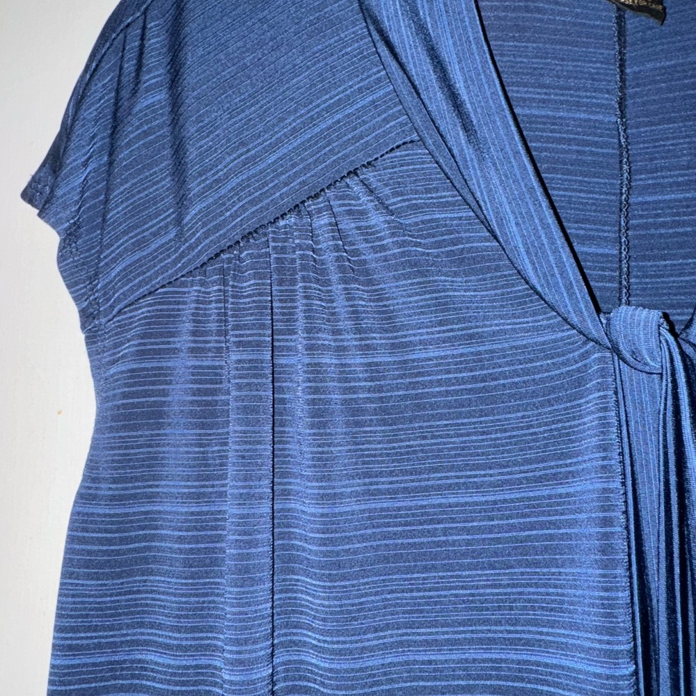 Susan Lawrence Navy Blue Sleeveless Top - Picture 4 of 4